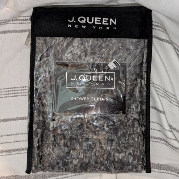 NEW J Queen New York Radiance Graphite Jacquard Woven Textured Shower Curtain - Picture 4 of 5
